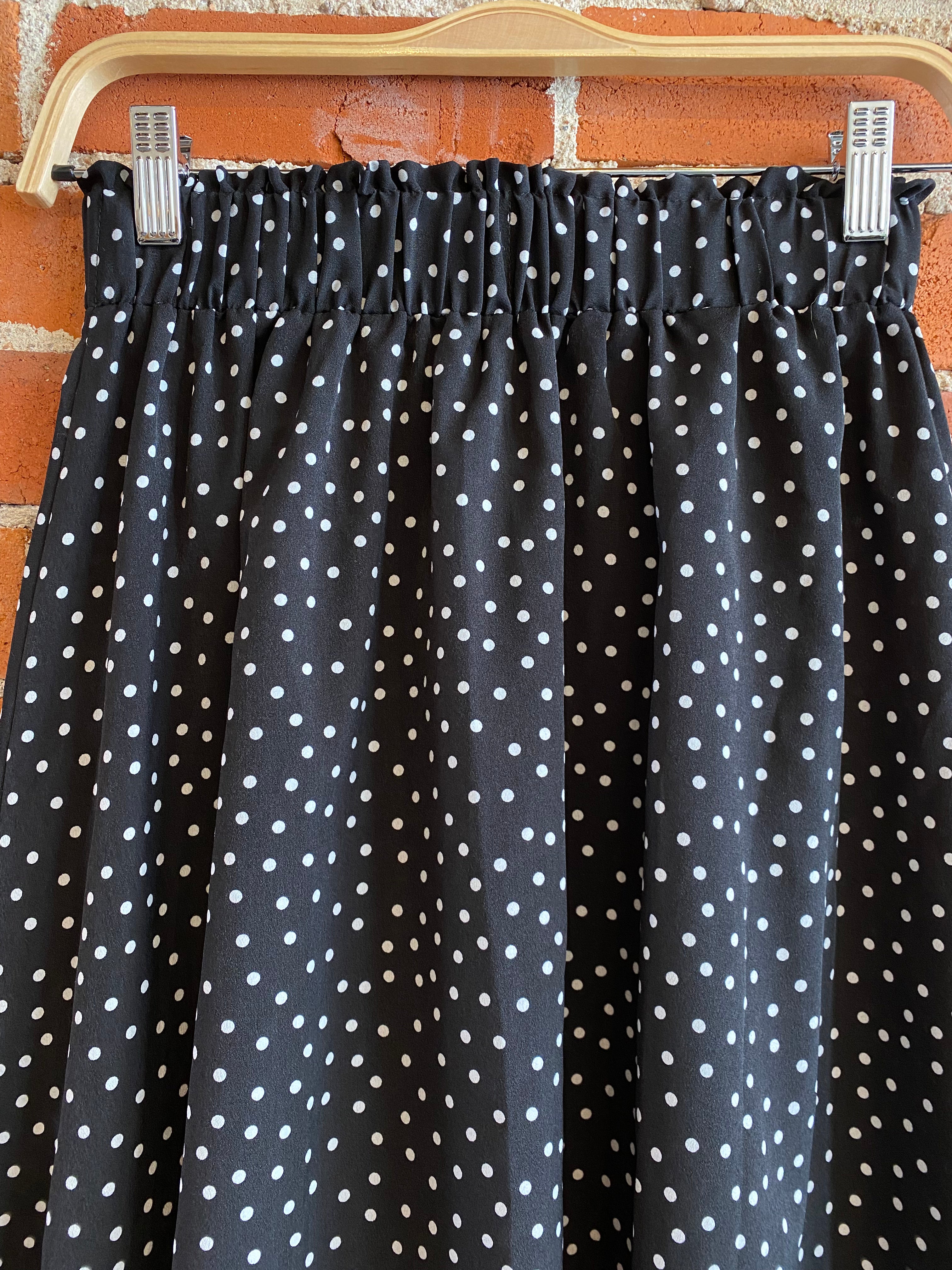 
  
  Black and white polka dot midi skirt- Size S
  
