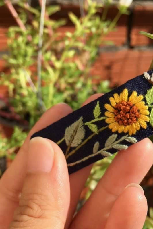 
  
  Sunflower  Bouquet Embroidered Barrette
  

