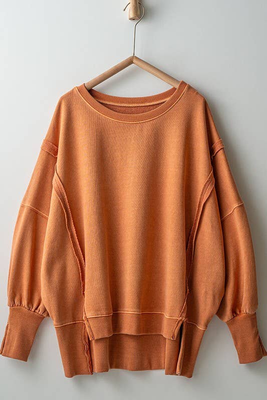 
  
  PIGMENT WASHED SWEATSHIRT
  
