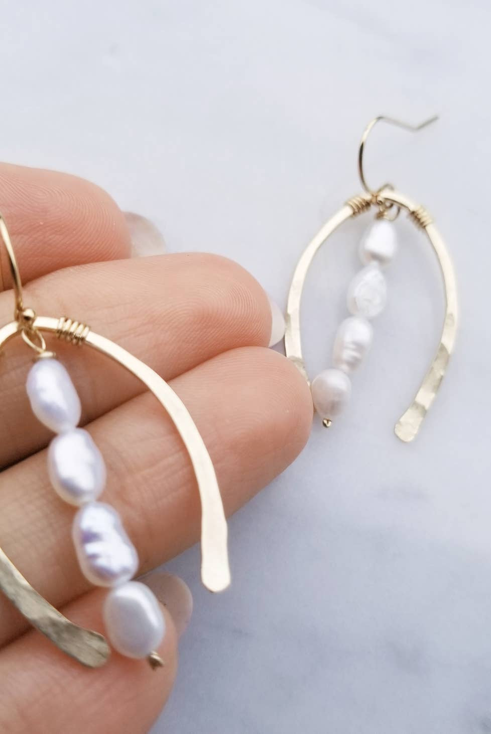 
  
  Pearl U-Shaped Earrings - Gold Filled
  
